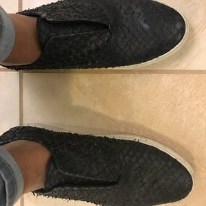 Vince slip on croc finish shoes